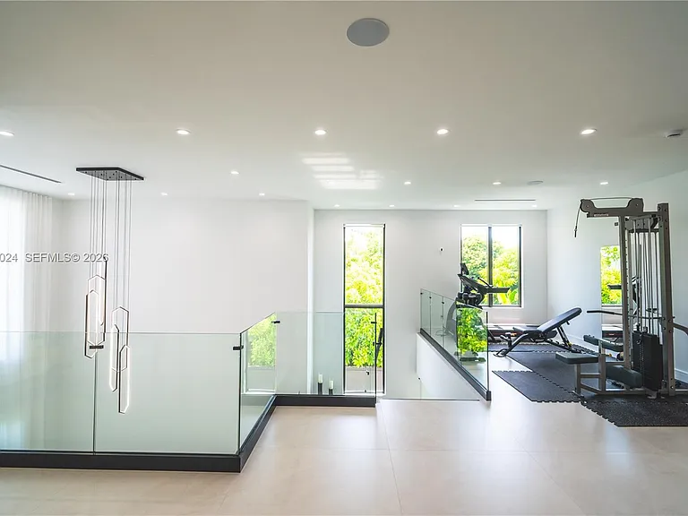 9330 SW 34th St — Photo 77