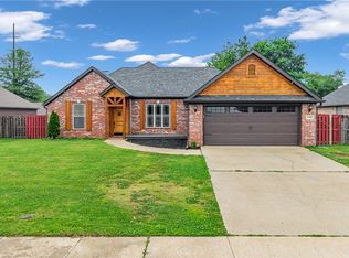 3408 Westminster Ave, Springdale, AR 72762