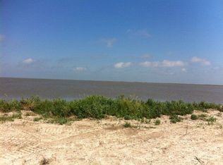 1067 Seagull St, Port Bolivar, TX 77650
