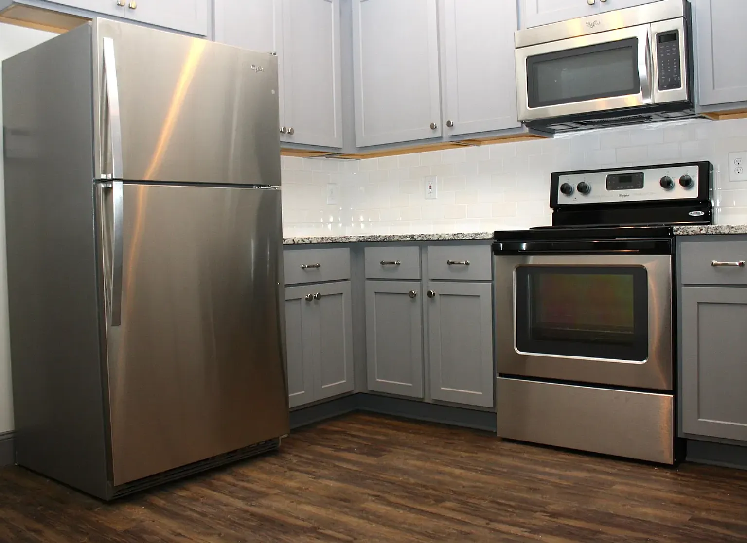 4 bed, 4.5 bath, 1824 sqft, $3,966 — Photo 3