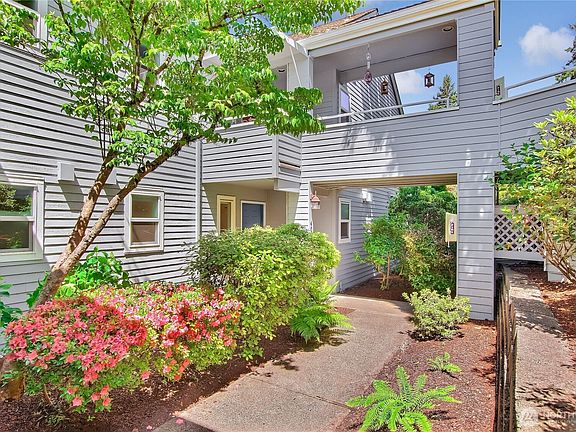 2nd image of 4016 220th Place SE #1137
