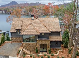 439 Wildflower Cir, Clarkesville, GA 30523