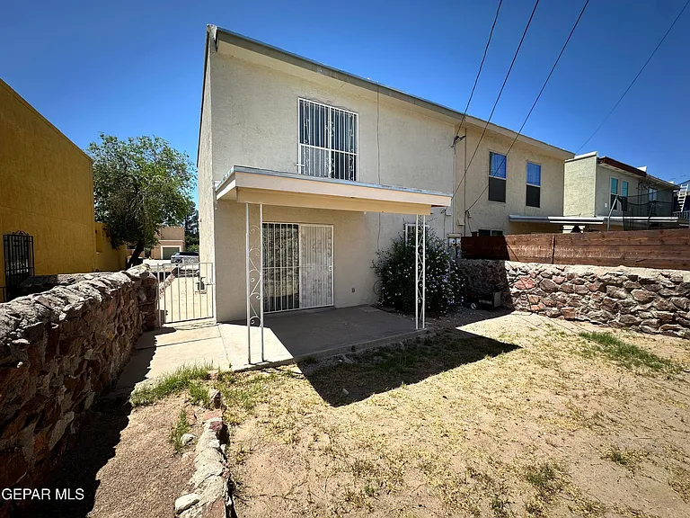 336 Villa Canto St — Photo 20