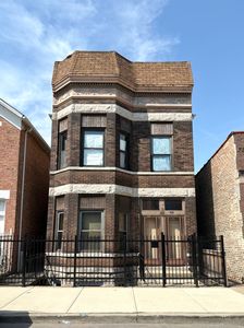 2838 S Keeley St, Chicago, IL, 60608