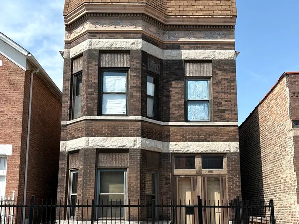 2838 S Keeley St, Chicago, IL 60608