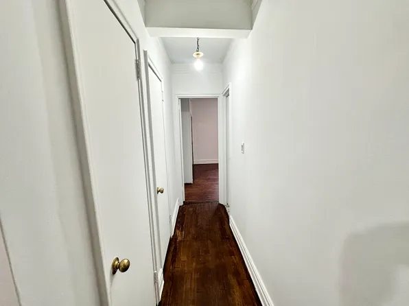 901 Avenue H 2A image 13 of 14