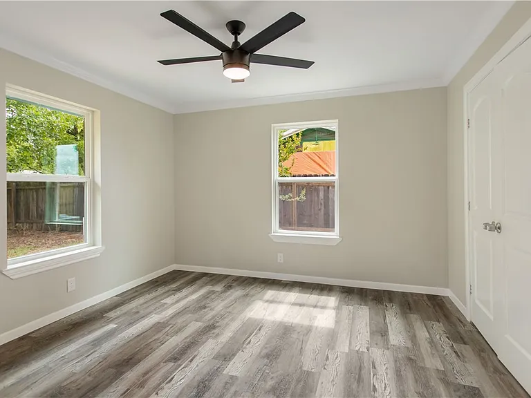 904 Westview Cir — Photo 20