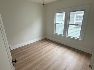 2073-2075 Morrison Ave, Lakewood, OH 44107