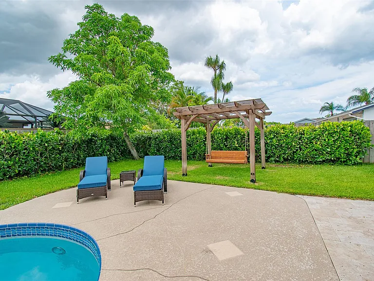 6557 Country Wood Way — Photo 24