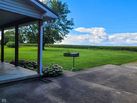 3rd image of 7365 E State Road 47
