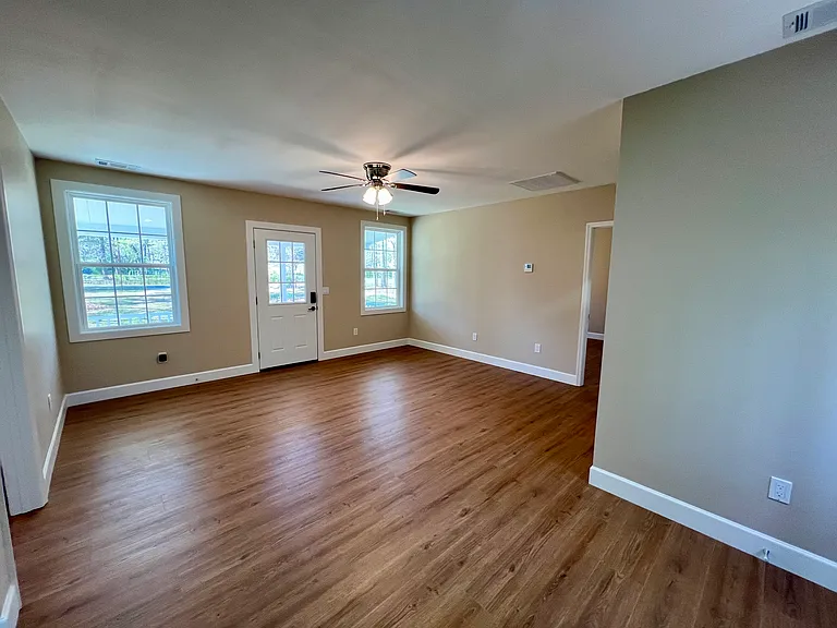248 O'T Wallace Dr — Photo 6