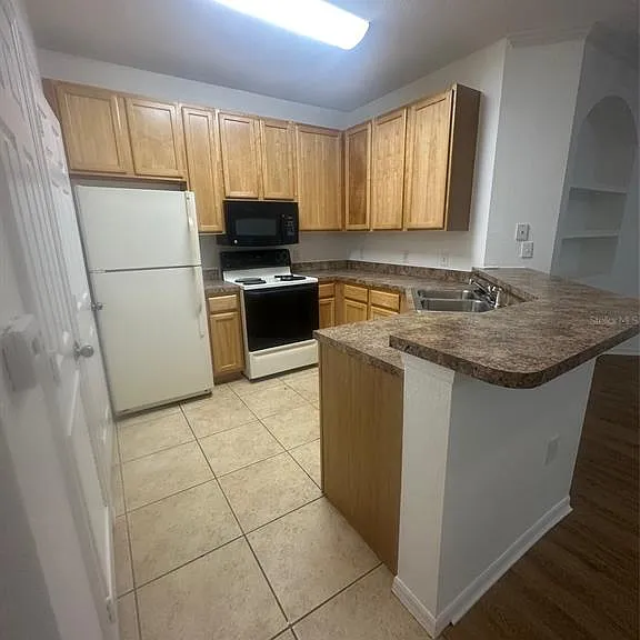 2407 Courtney Meadows Ct #104 — Photo 16