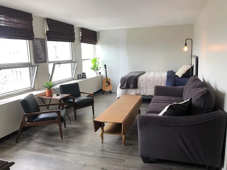 2626 N Lakeview Ave #3106 — Photo 1
