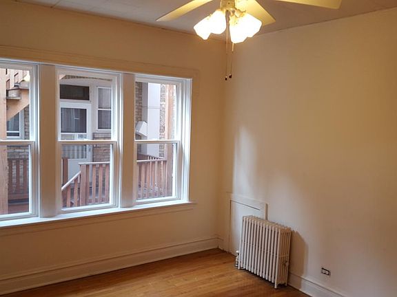 3rd image of 6813 N Overhill Ave #2