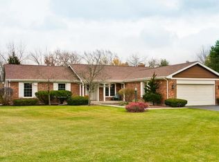 1382 Borde Ct, Libertyville, IL