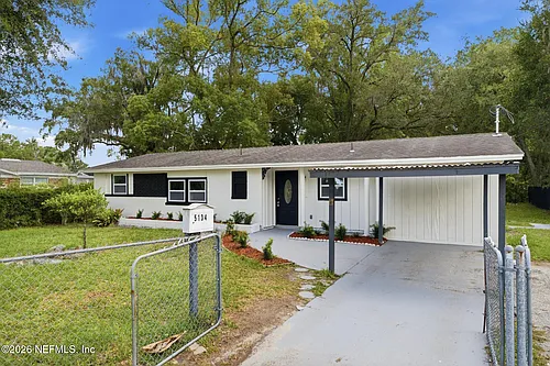 5134 Moncrief Rd W Photo 1