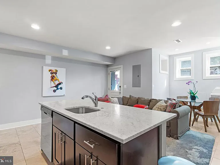 1238 New Jersey Ave NW #B — Photo 4