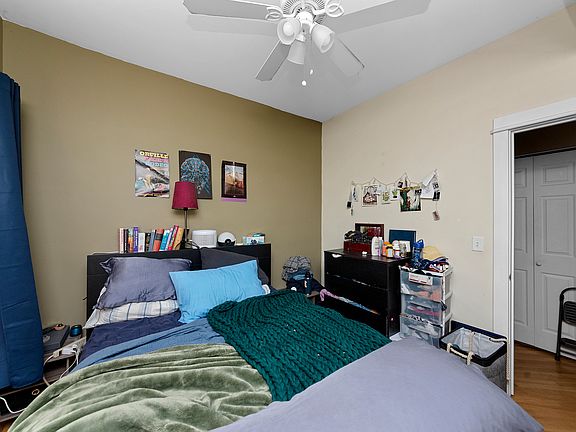 5th image of 1340 W Greenleaf Ave APT 3C