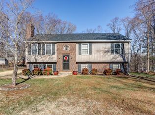 332 Sunrise Dr, Forest, VA 24551