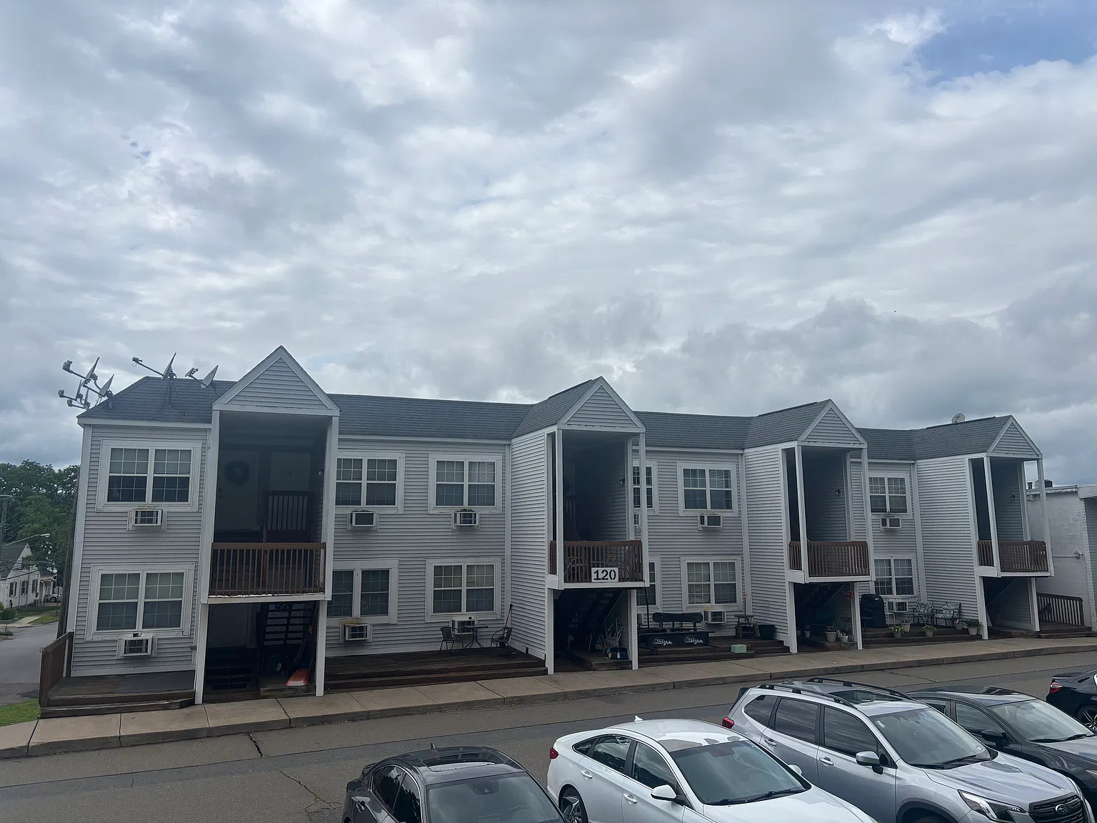 1 bed, 700 sqft, $1,195 — Photo 1