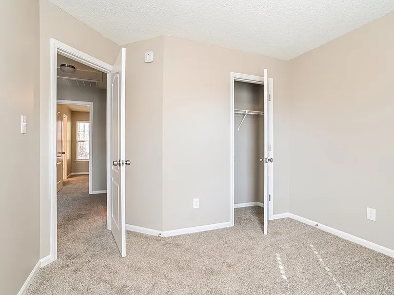 230 Amir Cir — Photo 14