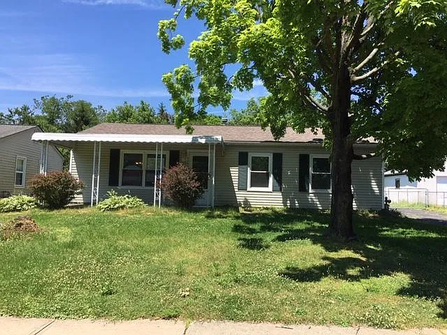 7228 Marlan Ave photo 1