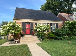 3721 Kemman Ave, Brookfield, IL 60513