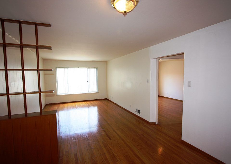 1st image of 443 8th Ave APT 3