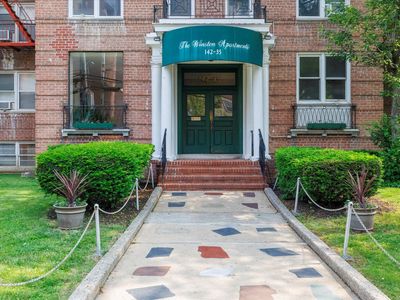 142-35 84th Drive #6F, Briarwood, NY, 11435