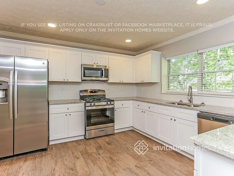 3755 Oak Park Dr — Photo 10
