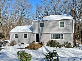 116 Wolfpit Rd, Wilton, CT 06897