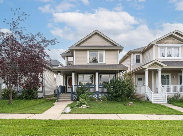 4121 Tompkins Way NW, Edmonton, AB T6R 3E6