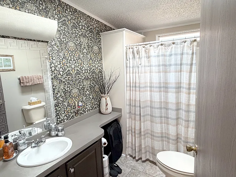 720 Water Oak Blvd — Photo 18
