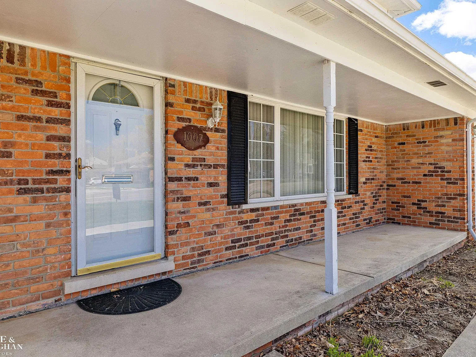 3 bed, 1.5 bath, 1422 sqft, $2,500 — Photo 4
