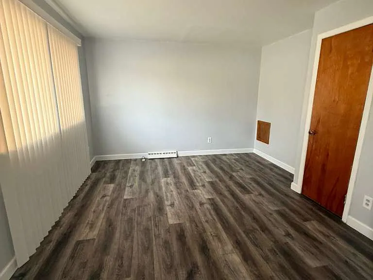 3239 W Milton Ave — Photo 7
