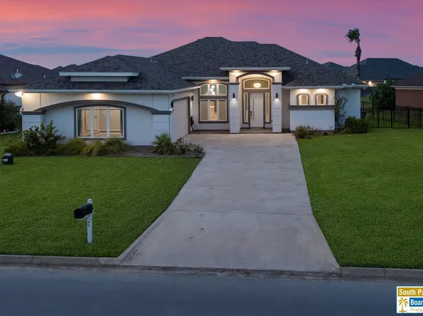 60 Whooping Crane Dr, Pt Isabel, TX 78578