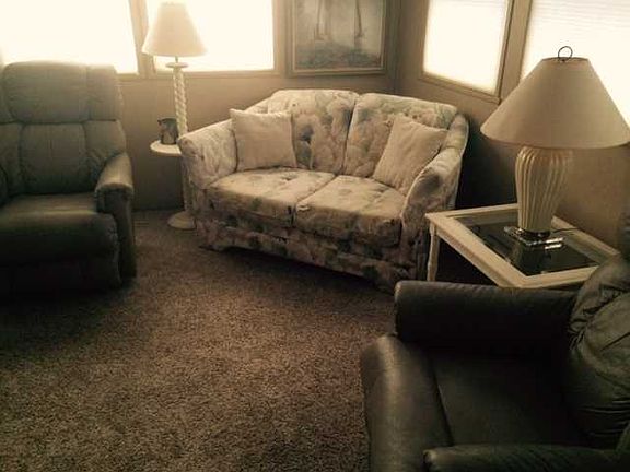4th image of 774 Nettles Blvd