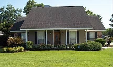 1st image of 2429 Oak Alley Dr