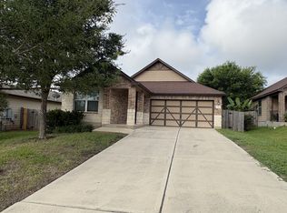 400 Gina Dr, Kyle, TX 78640