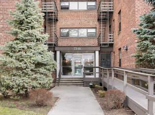 73-11 Bell Blvd APT 2C, Oakland Gardens, NY 11364