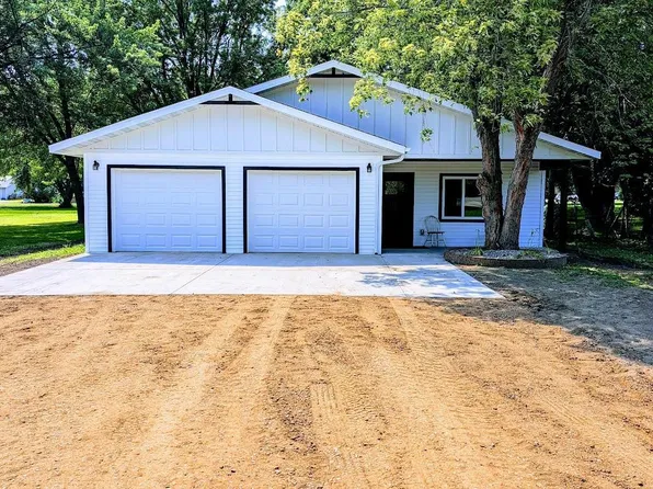 125 E North St, New Auburn, WI 54757