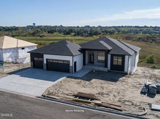 4211 Kites Ln, Bismarck, ND 58503