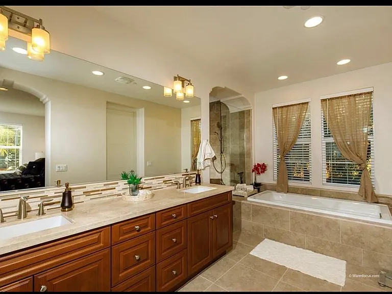 1679 Buena Vista Way — Photo 18