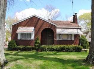 207 Adelaide Ave SE, Warren, OH