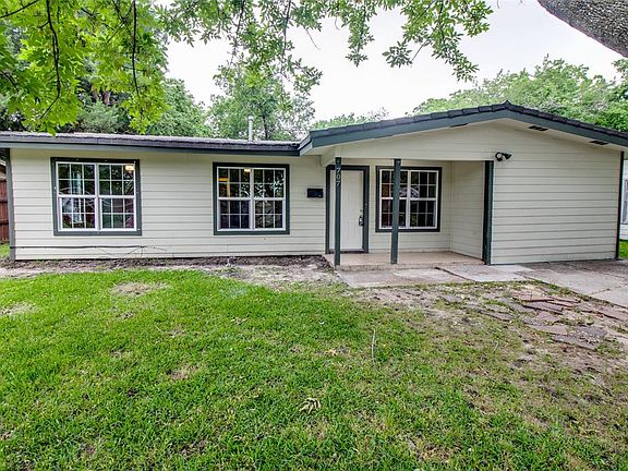 3rd image of 707 Leyenda Dr