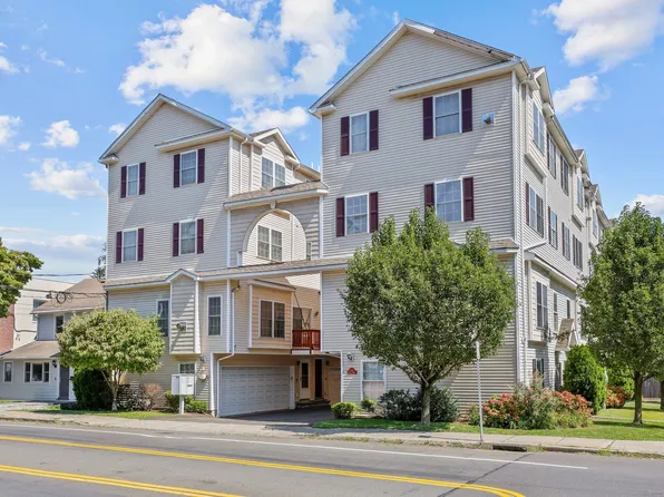 205 Hope Street APT 4, Stamford, CT 06906