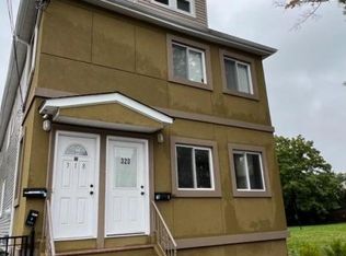 318 Hamilton St, Rahway, NJ 07065