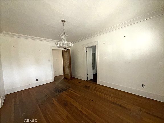 4th image of 535 E Howard St