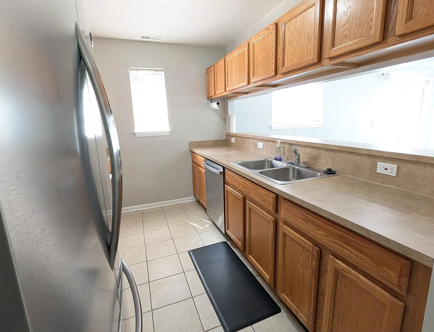 2 bed, 2.0 bath, 1261 sqft, $1,775 — Photo 4
