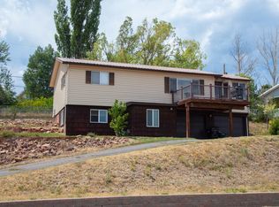 815 Sulphur Creek Rd, Meeker, CO 81641